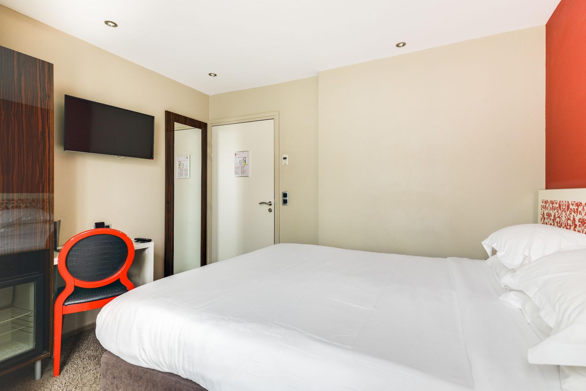 Pavillon Nation Hotel Parigi