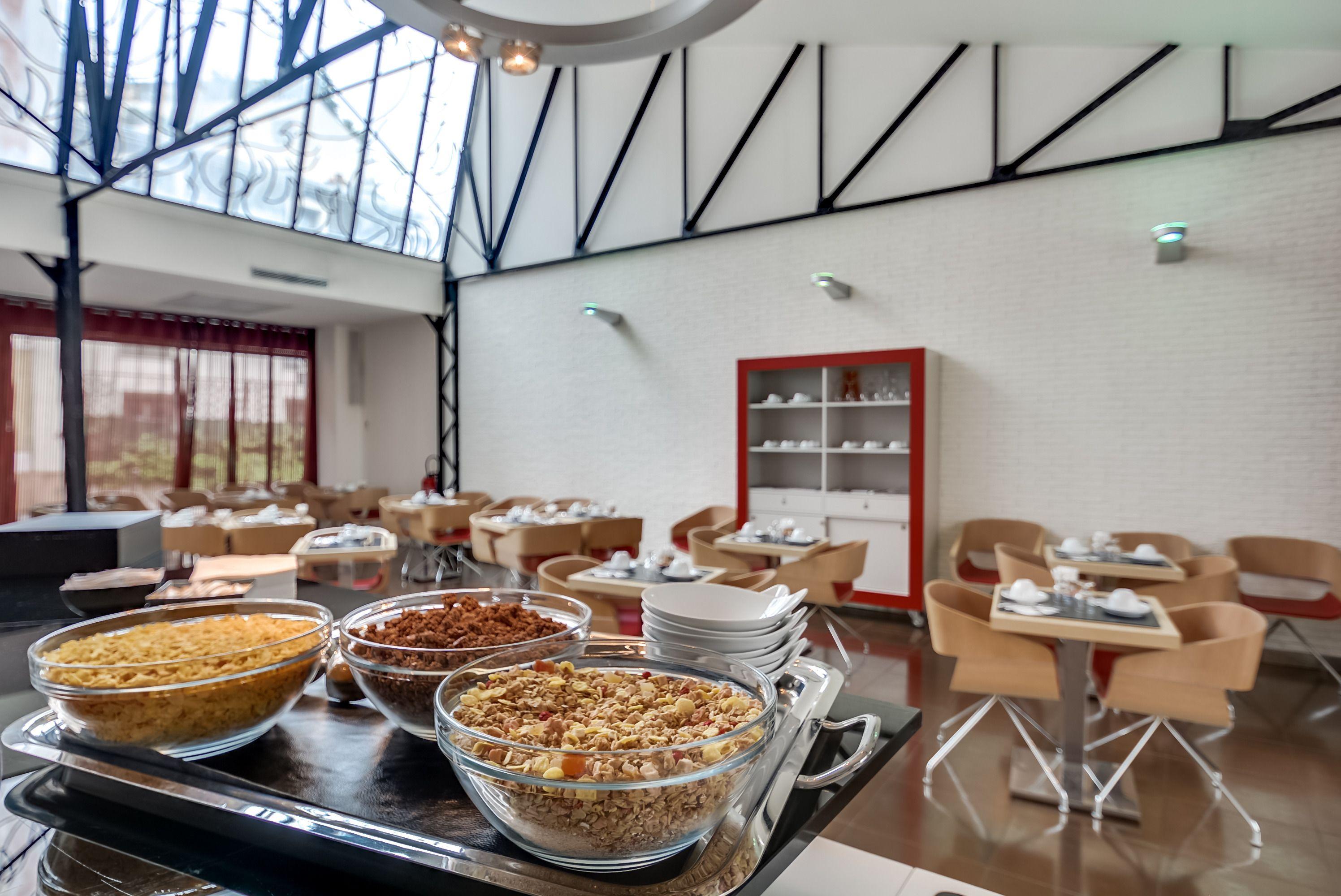 Pavillon Nation Hotel Paris