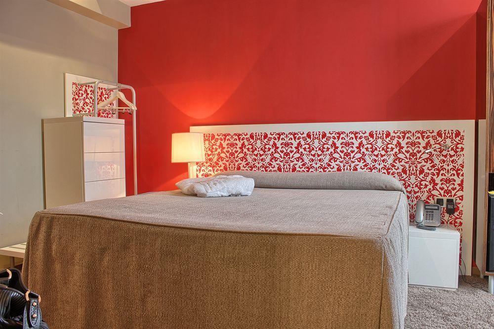 Hotel Pavillon Nation 3*