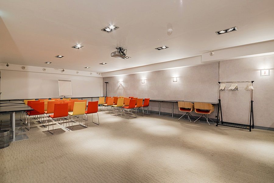 Pavillon Nation 3* Paris