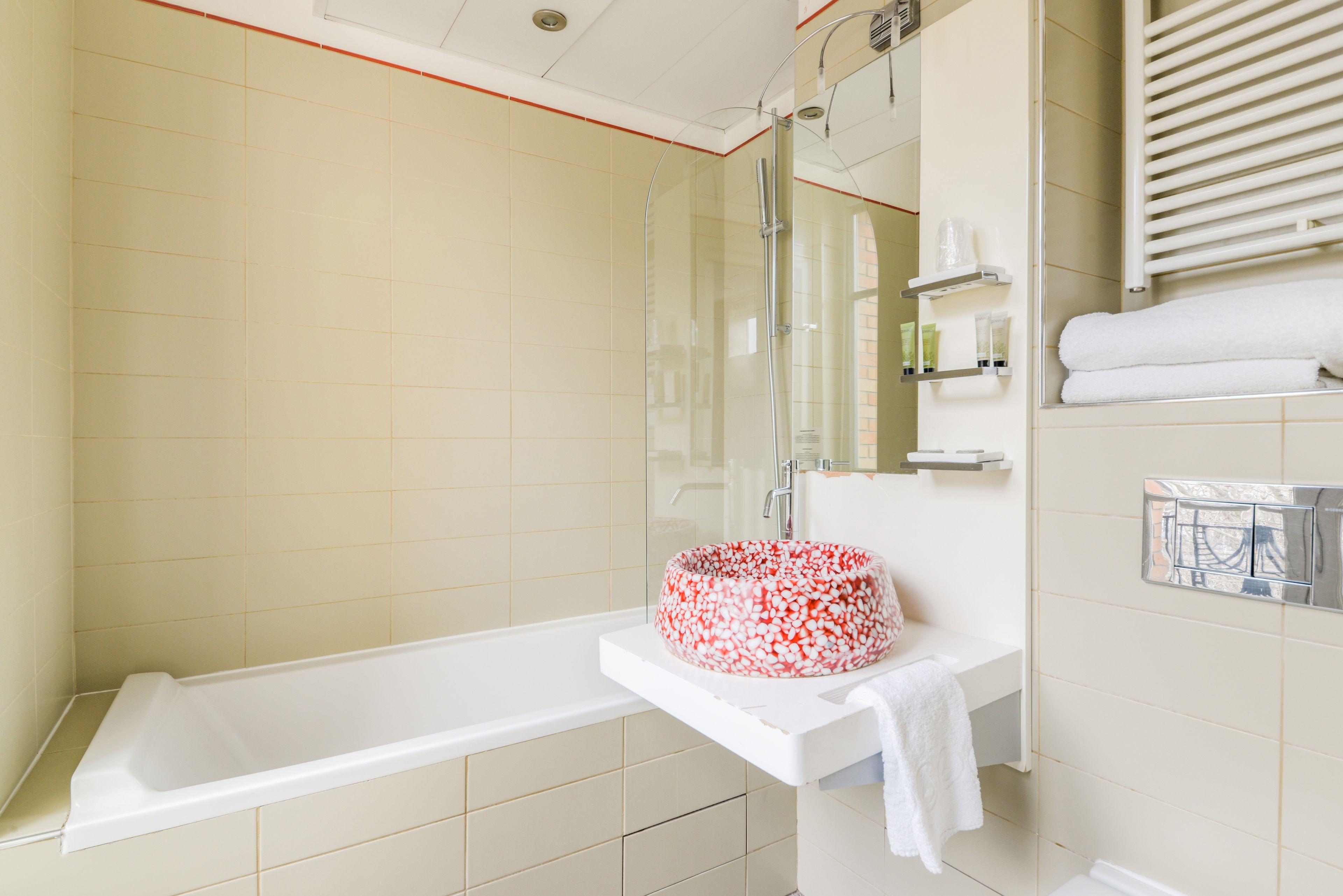 Hotel Pavillon Nation 3*