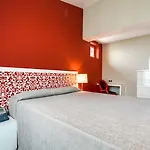 Pavillon Nation 3* Parigi