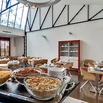 Pavillon Nation Hotel Parigi