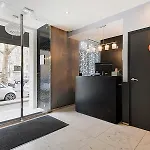 Pavillon Nation Parigi