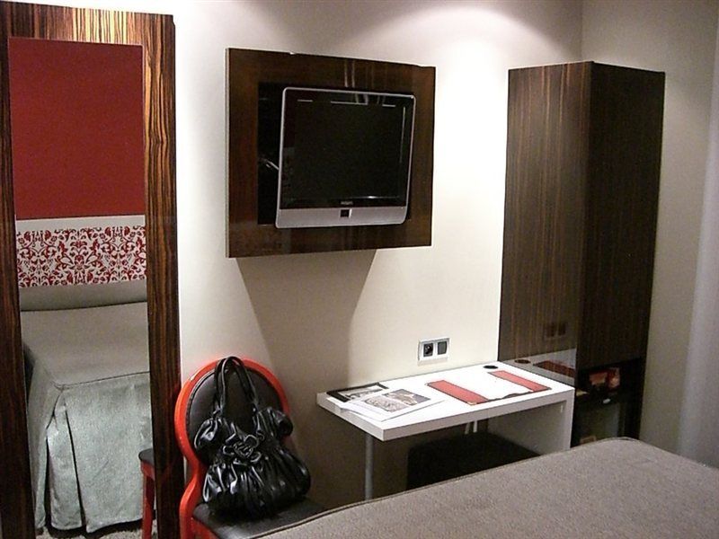 Pavillon Nation Parigi